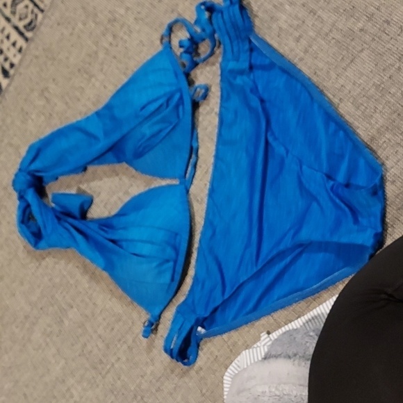 Hurley 2pc Bottom L Top M - Picture 1 of 7